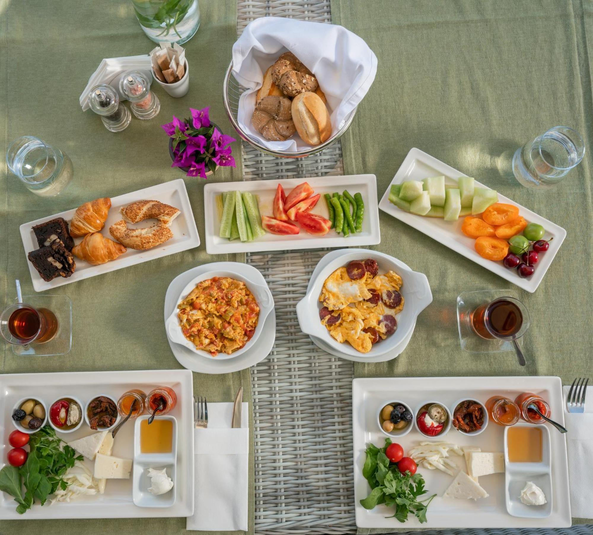 Elia Hotel Cunda By Ortunc Ayvalı Eksteriør billede